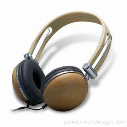 Wired DJ Headphone with 32Ω Impedance and Imitated Wooden Housing